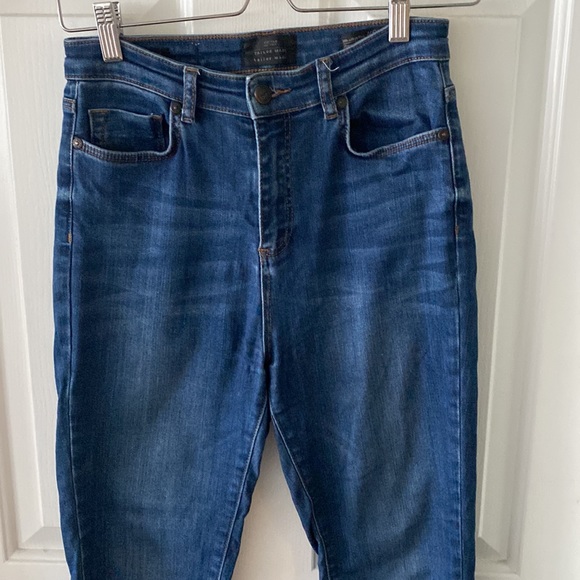 Tailor Made. Ultra high rise skinny jeans size 26. - Picture 2 of 3